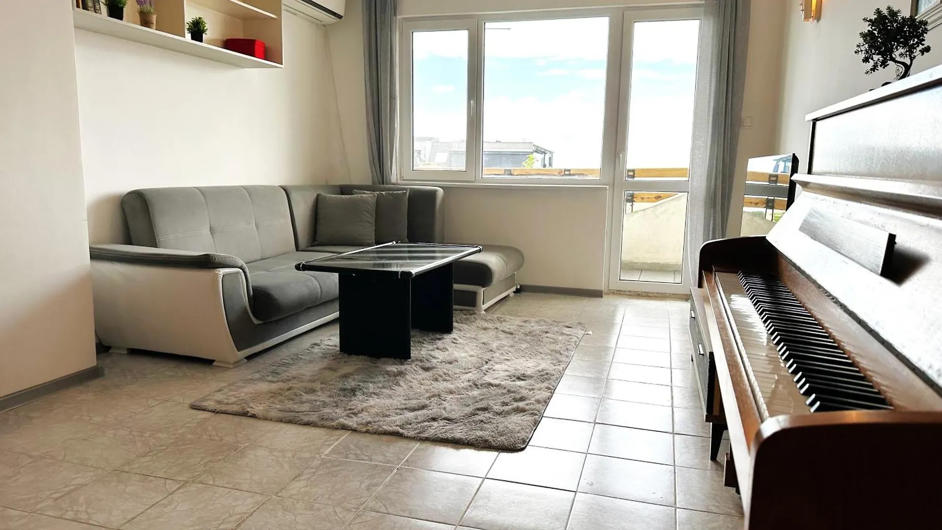 1 Bedroom Ap Seaview Peace And Quiet Varna 0*,